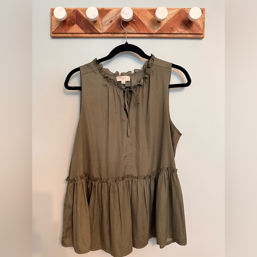 Loft Olive peplum Top Size L - excellent condition